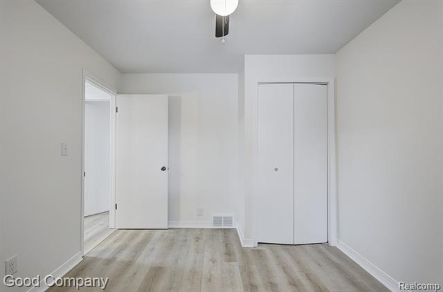 Builiding view twenty two for 25855 Mackinac, Roseville, MI. 48066