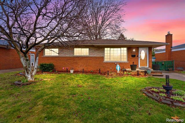 Builiding view one for 26552 Wagner, Warren, MI. 48089