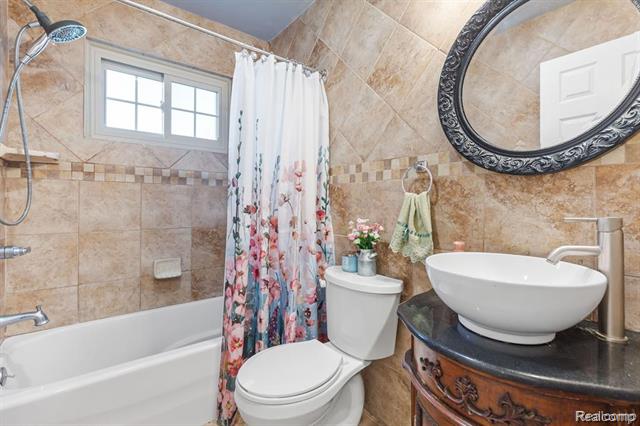 Builiding view seven for 26552 Wagner, Warren, MI. 48089