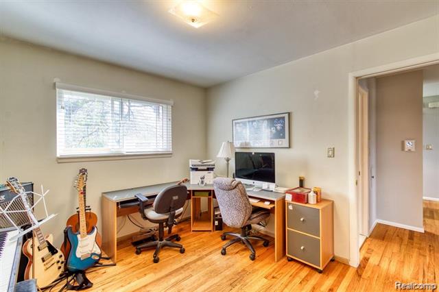 Builiding view fourteen for 13194 Burgundy, Warren, MI. 48089