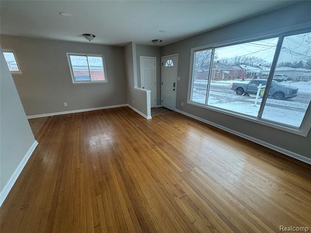 Builiding view twelve for 26301 Fernwood, Roseville, MI. 48066