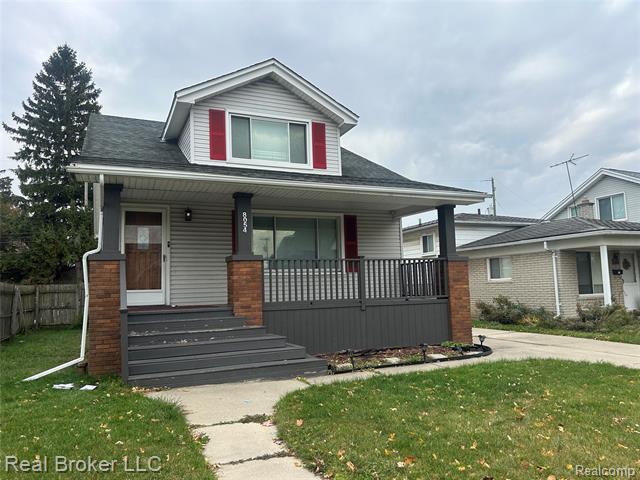 Builiding view two for 8054 Potomac, Center Line, MI. 48015