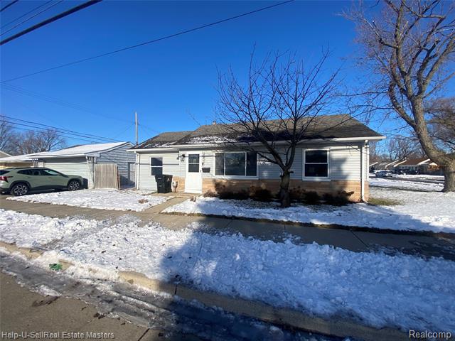 Builiding view twenty three for 26501 Clancy, Roseville, MI. 48066