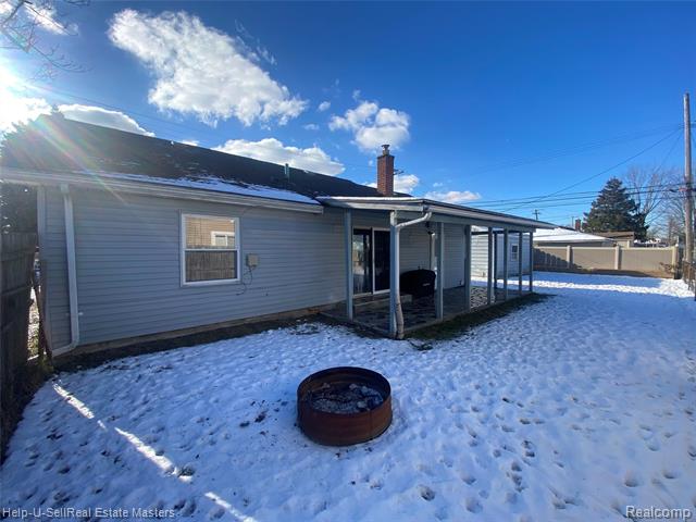 Builiding view twenty for 26501 Clancy, Roseville, MI. 48066