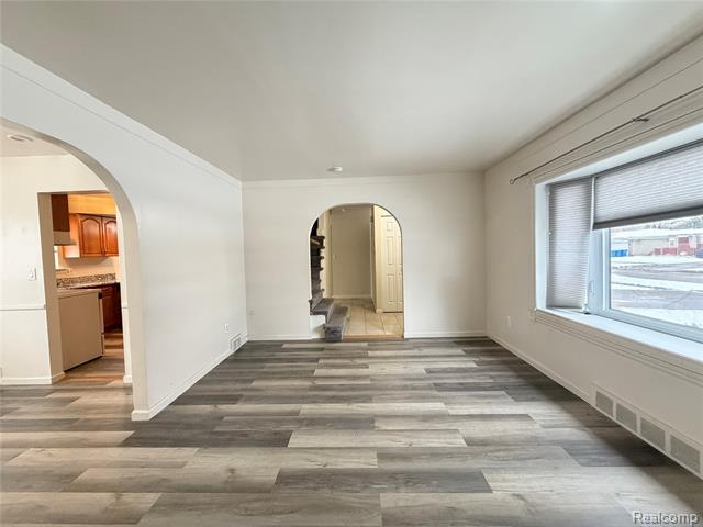 Builiding view fourteen for 27233 Audrey, Warren, MI. 48092