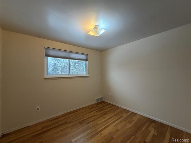 Builiding view nineteen for 27233 Audrey, Warren, MI. 48092