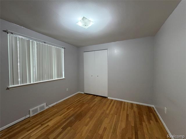 Builiding view seventeen for 27233 Audrey, Warren, MI. 48092