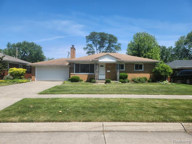 front view for 20313 Alexander, Saint Clair Shores, Mi. 48081