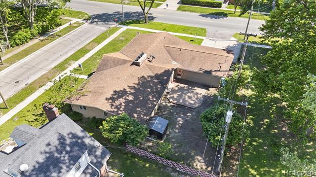 Builiding view fifty seven for 28013 Roan, Warren, MI. 48093
