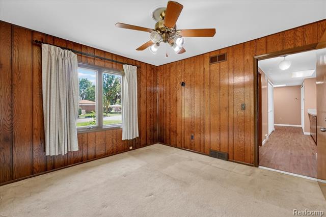 Builiding view nineteen for 28013 Roan, Warren, MI. 48093