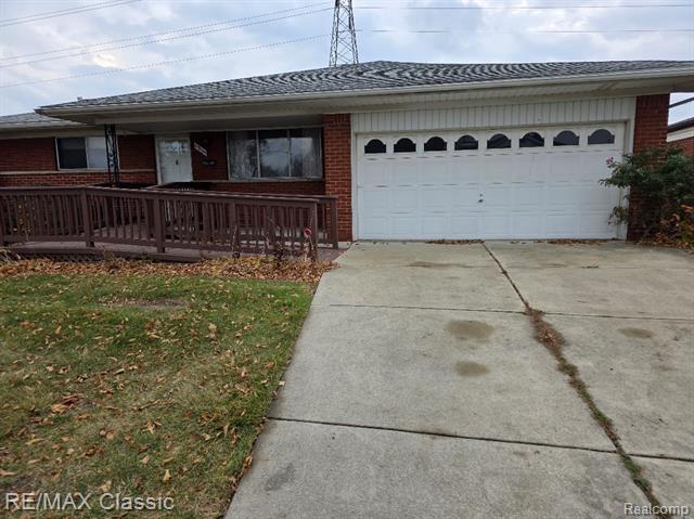 front view for 27849 Flanders, Warren, Mi. 48088