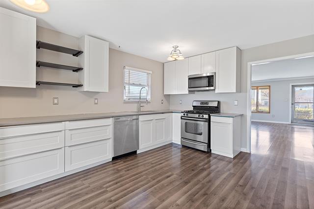 Builiding view five for 28117 Roy, Saint Clair Shores, MI. 48081