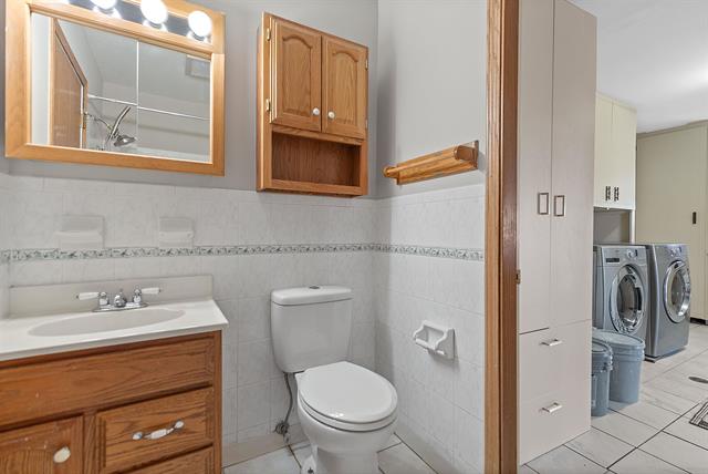 Builiding view twelve for 28117 Roy, Saint Clair Shores, MI. 48081