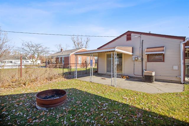 Builiding view twenty four for 28117 Roy, Saint Clair Shores, MI. 48081