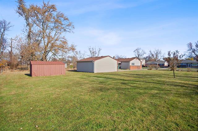 Builiding view twenty three for 28117 Roy, Saint Clair Shores, MI. 48081