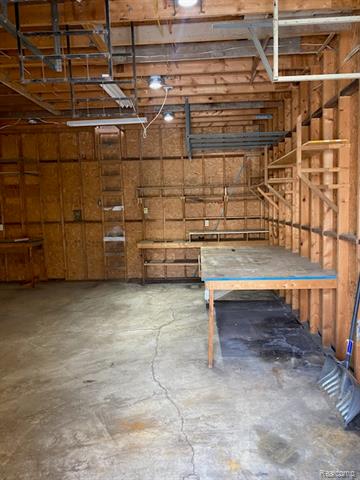 Builiding view twelve for 27869 Tighe, Roseville, MI. 48066