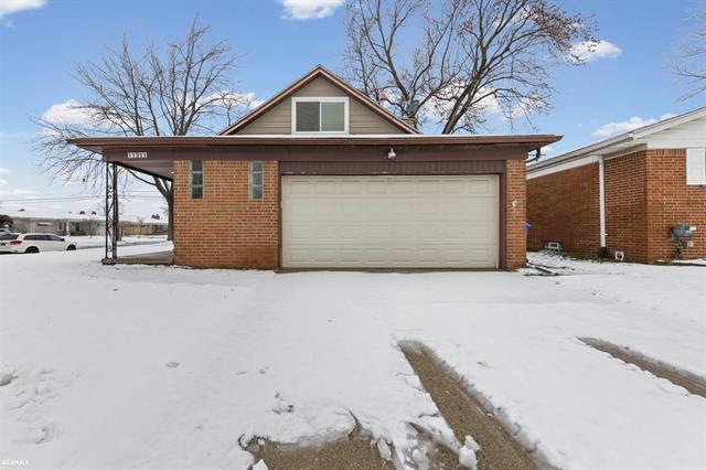 Builiding view four for 11311 Irvington, Warren, MI. 48093