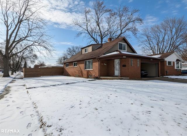 Builiding view two for 11311 Irvington, Warren, MI. 48093