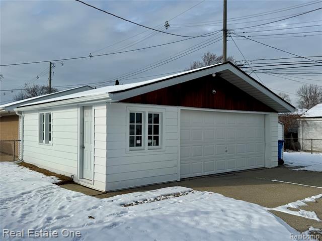 Builiding view two for 4775 Stanley, Warren, MI. 48092