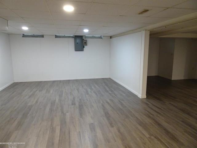 Builiding view twenty four for 28435 Flanders, Warren, MI. 48088