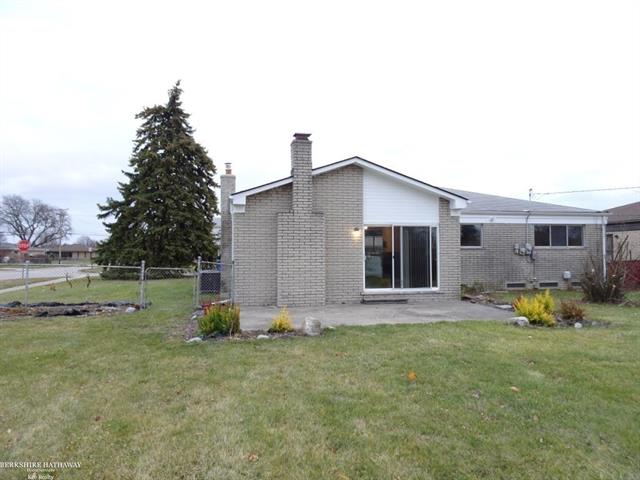 Builiding view twenty seven for 28435 Flanders, Warren, MI. 48088