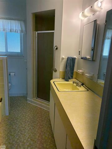 Builiding view ten for 11582 Gerald, Warren, MI. 48093