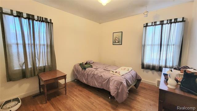 Builiding view eleven for 28205 Kaufman, Roseville, MI. 48066