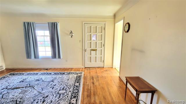 Builiding view seven for 28205 Kaufman, Roseville, MI. 48066