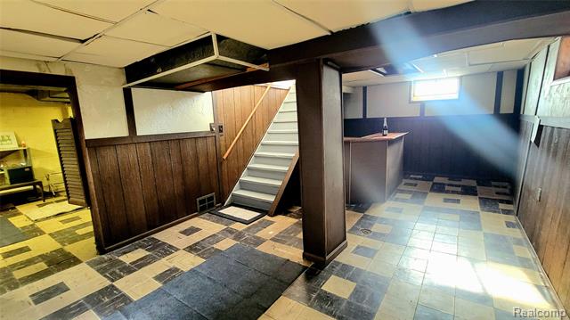 Builiding view twenty one for 28205 Kaufman, Roseville, MI. 48066