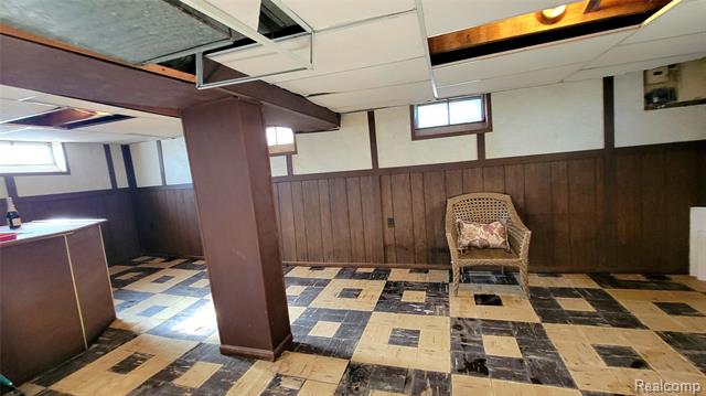 Builiding view twenty two for 28205 Kaufman, Roseville, MI. 48066