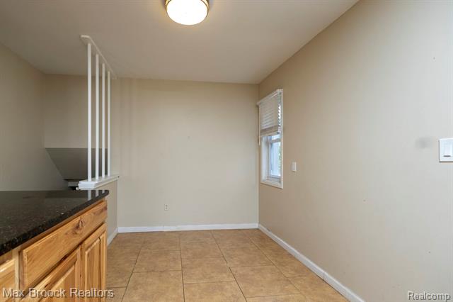 Builiding view fourteen for 4829 Wolgast, Warren, MI. 48092