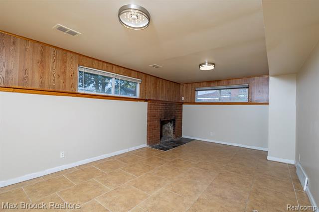Builiding view six for 4829 Wolgast, Warren, MI. 48092