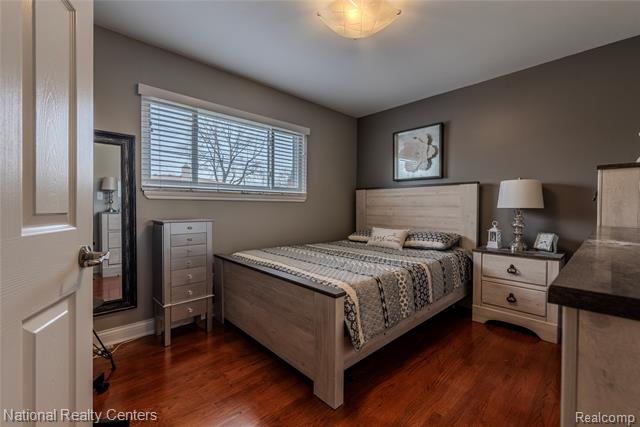 Builiding view fourteen for 4760 Red Maple, Warren, MI. 48092