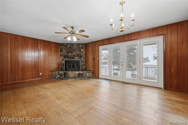 Builiding view fourteen for 28771 Bunert, Warren, MI. 48088