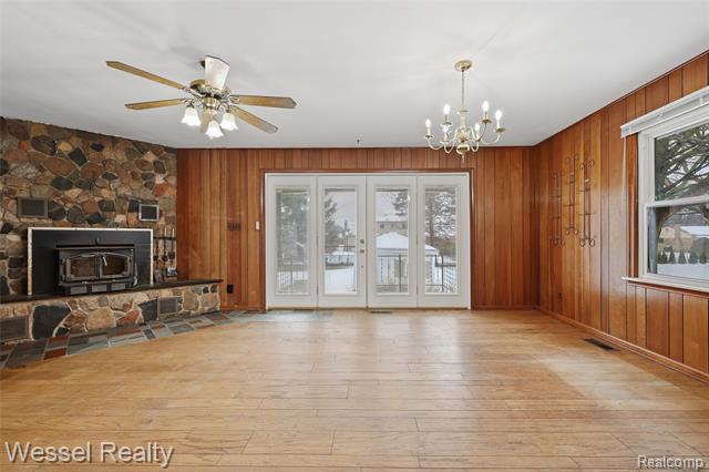 Builiding view thirteen for 28771 Bunert, Warren, MI. 48088