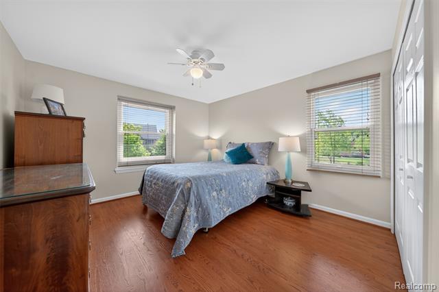 Builiding view thirty seven for 41621 Hempshire, Novi, MI. 48375