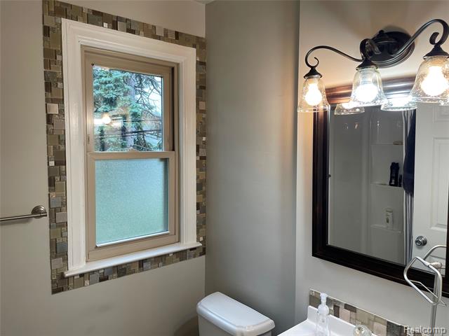 Builiding view nine for 12980 12 Mile, Warren, MI. 48088