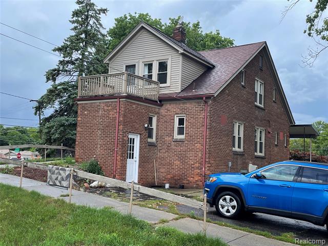 Builiding view twenty two for 12980 12 Mile, Warren, MI. 48088