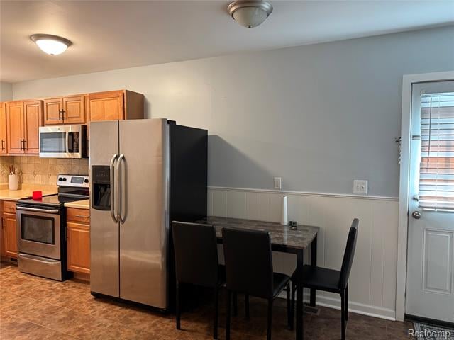 Builiding view four for 29091 Wagner, Warren, MI. 48093