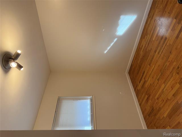 Builiding view seventeen for 29091 Wagner, Warren, MI. 48093