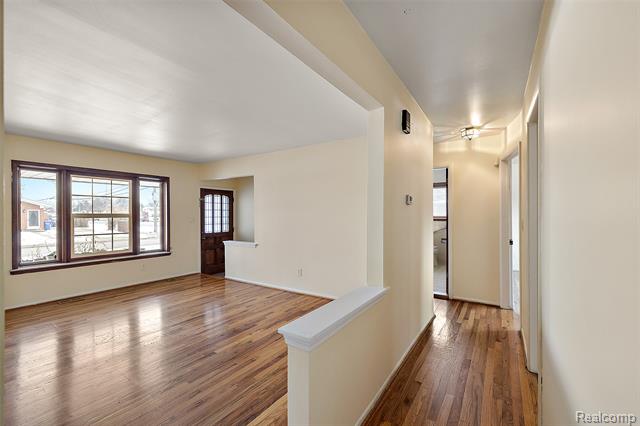 Builiding view fourteen for 29105 Palomino, Warren, MI. 48093