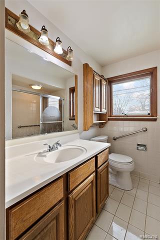 Builiding view nineteen for 29105 Palomino, Warren, MI. 48093