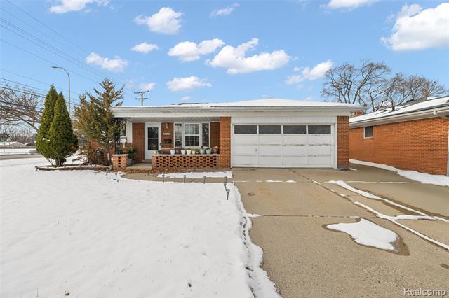 Builiding view one for 29105 Palomino, Warren, MI. 48093