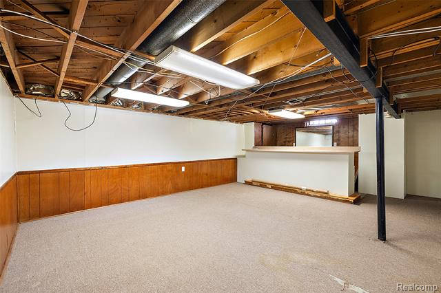 Builiding view thirty five for 29105 Palomino, Warren, MI. 48093