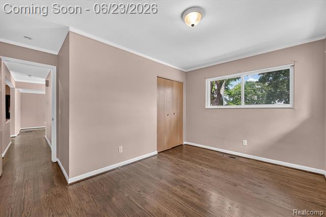 Builiding view eighteen for 29101 Campbell, Warren, MI. 48093