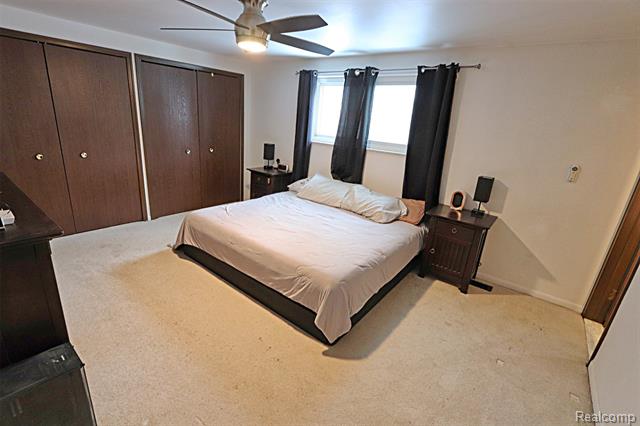 Builiding view twenty six for 29713 Mackenzie, Warren, MI. 48092