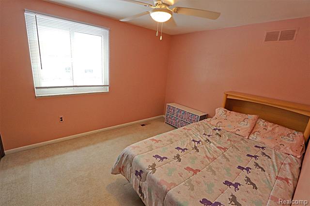 Builiding view twenty three for 29713 Mackenzie, Warren, MI. 48092