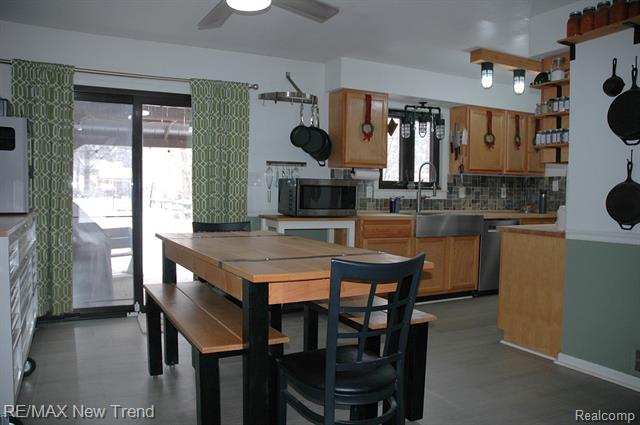 Builiding view five for 21304 Colwell, Farmington, MI. 48336