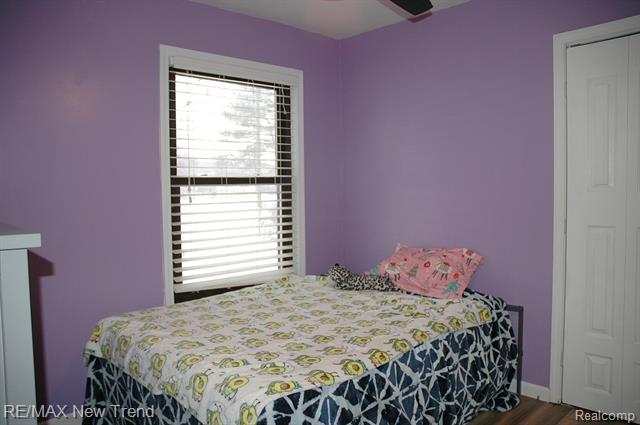 Builiding view twenty six for 21304 Colwell, Farmington, MI. 48336