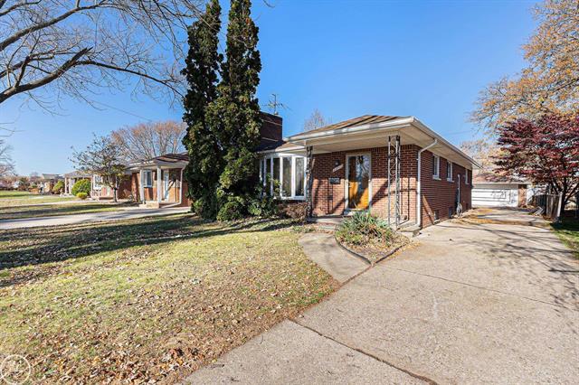 Builiding view four for 22717 Millenbach, Saint Clair Shores, MI. 48081